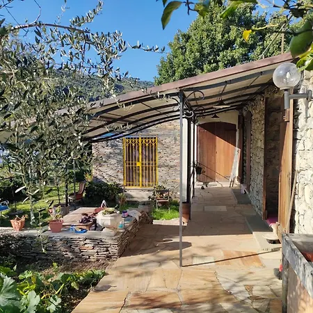 Casa Besansa Cavi di Lavagna